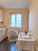 Белосніжне ліжечко. Мережа Alex Apartments. Безконтакнте заселення цілодобово - Chambres d'hôtes Shcherbani
