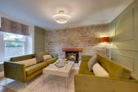 Newly renovated 4 Bedroom Cottage with Wood Burner - B&B Aysgarth
