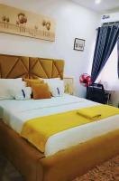 3Bed Profssnal & Family Friendly with Swimming pool, Work Stns, PS5, Gym & near Beaches - Chambres d'hôtes Lagos