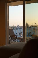 Newly Renovated Seaview Apartment in Central Agia Napa - Ferienwohnung Agia Napa