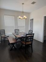 Leeland Landing - B&B Houston