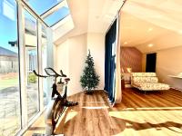 Modern, Spacious Suite in Christchurch,Close to the Airport and Avonhead Mall, Private Access, Private Office and Fitness Area - Ferienwohnung Christchurch