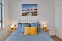 Elegant 2BR Downtown - Best Location - B&B Vancouver