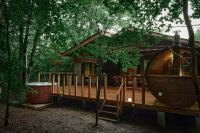 Villa Noël Kitakaruizawa Forest, Sauna & Open Air Wood Jacuzzi - B&B Saikubo