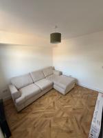 3 Bed House Contractors Welcome Free Parking WiFi - B&B Newstead