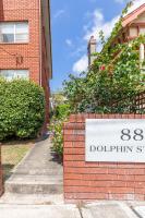 Stylish and Spacious Beach Apartment - B&B Sydney