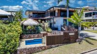 Moorings 1770 - Luxury Couples Retreat with Ocean Views - Bed and Breakfast Seventeen Seventy