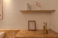 Hustle Bustle l OldQuarter,Netflix & Free laundry - B&B Hanói