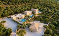 Riverstone Villas with private pools - B&B Léfktro