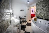 Sweet Home - minicasa a Trani con jacuzzi e cucina - Chambres d'hôtes Trani
