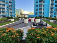 Cozy Seaview 3BR with Free 2 Pools and Gym Access Near Okada MOA and NAIA - Chambres d'hôtes Manille