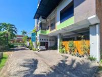 RedDoorz near Ramayana Mall Banyuwangi - Chambres d'hôtes Banyuwangi