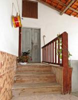 Charming house in Miranda do Corvo + Spacious terrace - Ferienwohnung Vale de Colmeias