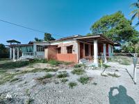 Homestay Bandar Dungun Family Stay - Chambres d'hôtes Dungun