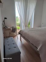 Garden House - Bed and Breakfast Dég