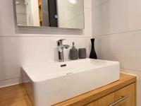 Modern 2BR Apartment Near Old Bridge - B&B Mostar