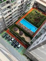 RUSTIC HAVEN VIEW, a 2BR with high view balcony, 3mins drive to yaya center, 200mbps WIFI, gym and 24hr security - B&B Nairobi