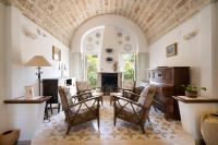 Dimora Lustrelle con parco privato - Chambres d'hôtes Cutrofiano