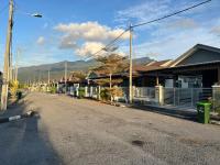 Villa Umar Home Stay - B&B Kampung Permatang Serentang