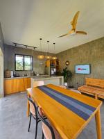 Balai Haraya Exclusive Farm Stay with Private Pool - B&B Balamban