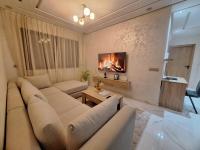 Mazagan Stay25 avec Climatisation et Parking gratuit, WIFI rapide et IPTV - B&B El Jadida