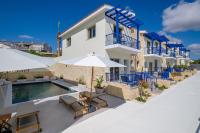 Aura Sun Holiday Homes by Nomads - B&B Pégeia