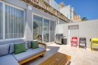 Luxury 4BR Villa Terrace & BBQ in St Julians - B&B San Julian's