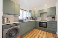 Bijou Brighton Home Central City Location - Pass the Keys - B&B Brighton