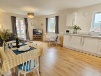 Stylish 1-bedroom apartment near Ludlow town centre - Pass the Keys - B&B Ludlow