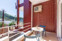 Dhermi's Icon Big 1BR Apt 6 - B&B Dhërmi