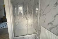 2 Bed House - Sleeps 4 - Garden - Parking - Wifi - Chambres d'hôtes Peterlee