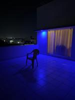 Spacious Fully Furnished Private Room AC Free Parking Near Highway - Chambres d'hôtes Dindigul