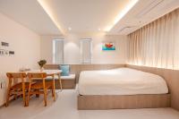 Dado - B&B Seul