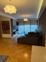 Alo Alo Apartman 1 - Ferienwohnung Kruševac