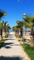 Serenity Pines in San Pietro Resort - Bed and Breakfast Draç