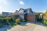 Hidden Sanctuary-secluded garden, 500m from lake - Chambres d'hôtes Taupo