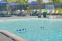 'The Padres' Place' Located in a 4-Season Resort - B&B Champion