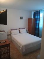 casa andrei m - B&B Eforie Sud