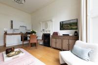 Pembridge Villas VI by onefinestay - B&B Londra