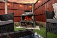 Dewlands 44 Stylish 3BR Home Garden Bar Fire Pit - Bed and Breakfast Seaforth