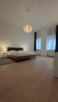 Große Altbauwohnung im grünen Bötzowviertel - B&B Berlin
