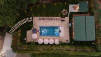 Natyra Luxe Villas with Private Pool - B&B Tirana
