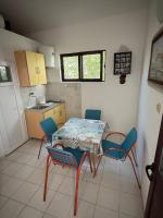 Petrokrevetni studio apartman Popovic - B&B Petrovac na Moru