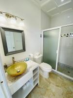 The Alexandria Marquis Hotel & Resorts Ltd - B&B San Ignacio