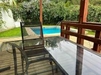 Casa con piscina, quincho, terraza y 5 habitaciones - Chambres d'hôtes Viña del Mar