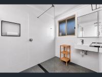 Modern 2-BHK House in the Heart of Armidale CBD - Bed and Breakfast Armidale