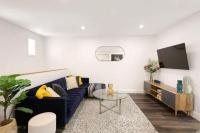 City Centre Unit Overlooking Ryrie Street! - B&B Geelong