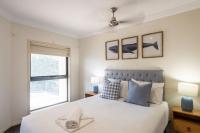 Breakers Unit 1 8- Stone Real Estate Yamba - B&B Yamba
