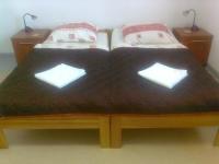 Vierpersoonskamer met Eigen Externe Badkamer