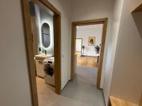 New cozy apartment with parking Vitezna - Bed and Breakfast Karlsbad